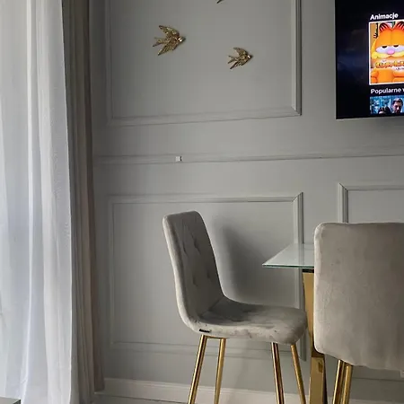 Apartament Gold Glamour Z Dwoma Sypialniami, Duzy Balkon