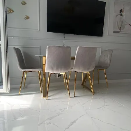 Gold Glamour Z Dwoma Sypialniami, Duzy Balkon Apartment