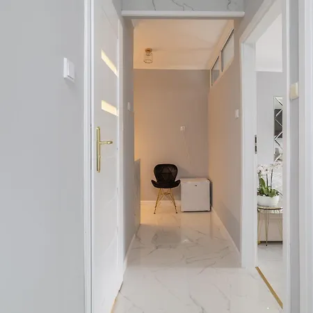 Gold Glamour Z Dwoma Sypialniami, Duzy Balkon Sopot