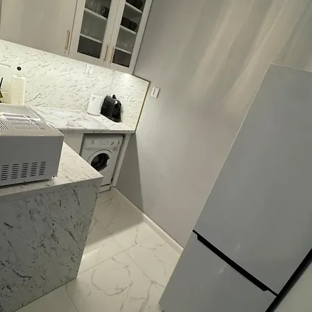 Gold Glamour Z Dwoma Sypialniami, Duzy Balkon アパート ソポト