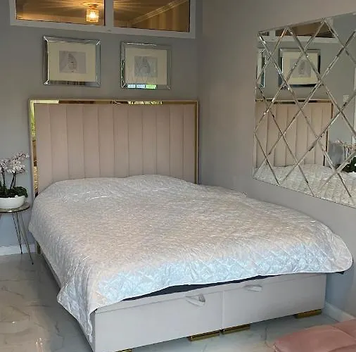 Gold Glamour Z Dwoma Sypialniami, Duzy Balkon Lejlighed *