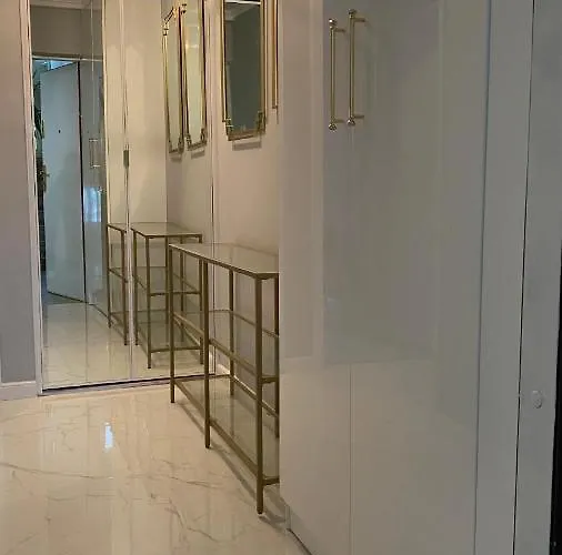 Gold Glamour Z Dwoma Sypialniami, Duzy Balkon *