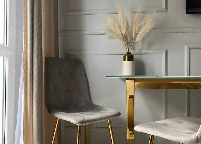 Gold Glamour Z Dwoma Sypialniami, Duzy Balkon