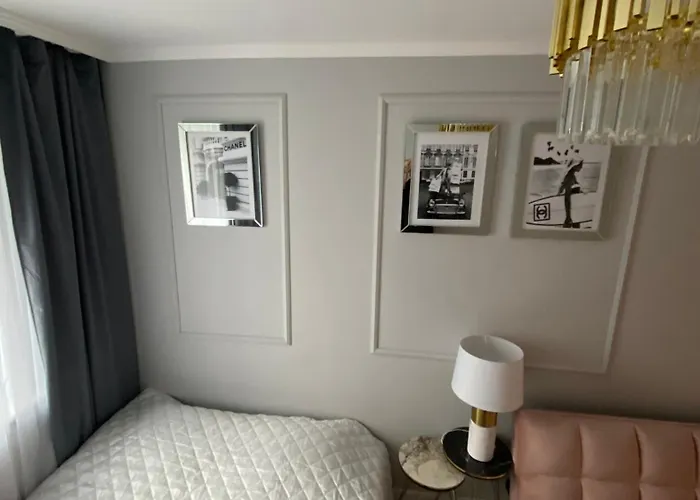 דירה Gold Glamour Z Dwoma Sypialniami, Duzy Balkon סופוט